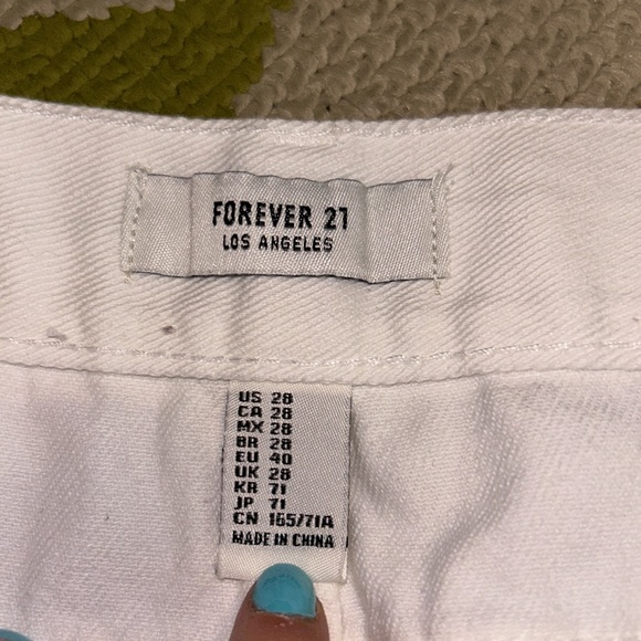 High waisted lace denim shorts LAST CHANCE BEFORE ITS DONATED - Picture 4 of 4